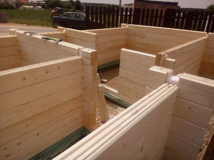 Строительство бани из профилированного бруса